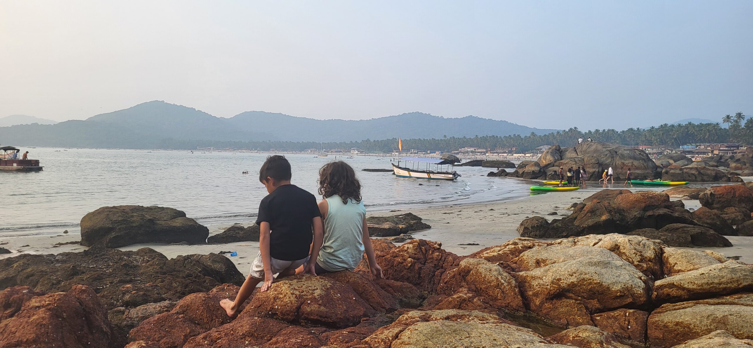 7 Honest Reasons We Left the UK to Travel Full-Time as a Family Without Being Rich